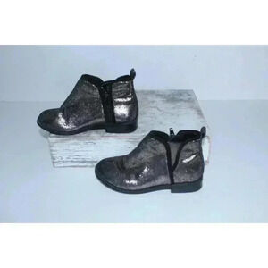 Zara Boots Youth 9.5 Girls Pull On Chelsea Ankle Bootie Glam Silver Faux Leather